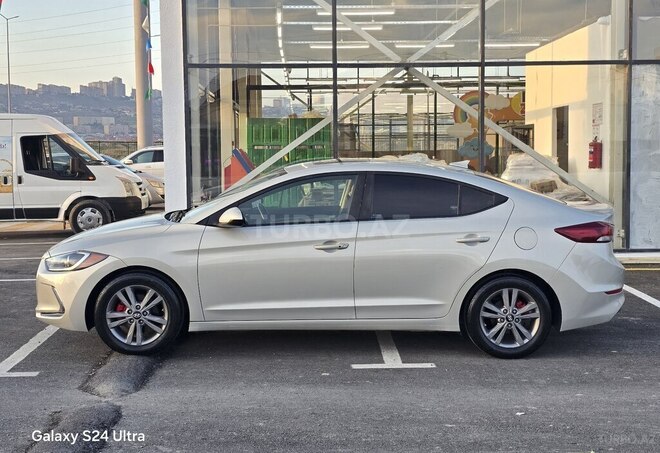 Hyundai Elantra 2017, 177,028 km - 2.0 л - Bakı