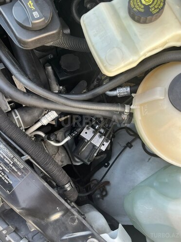 Mercedes  2010, 296,500 km - 2.1 l - Bakı