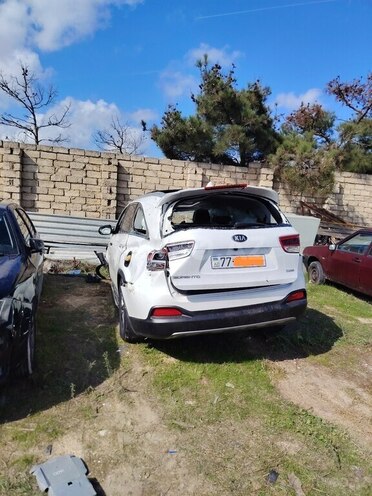 Kia Sorento 2015, 225,000 km - 2.0 l - Bakı