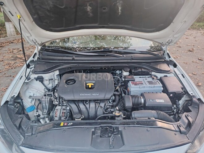 Hyundai Elantra 2016, 157,072 km - 2.0 l - Sabirabad