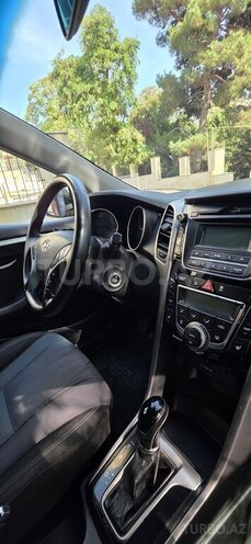 Hyundai i30 2014, 280,000 km - 1.6 l - Bakı