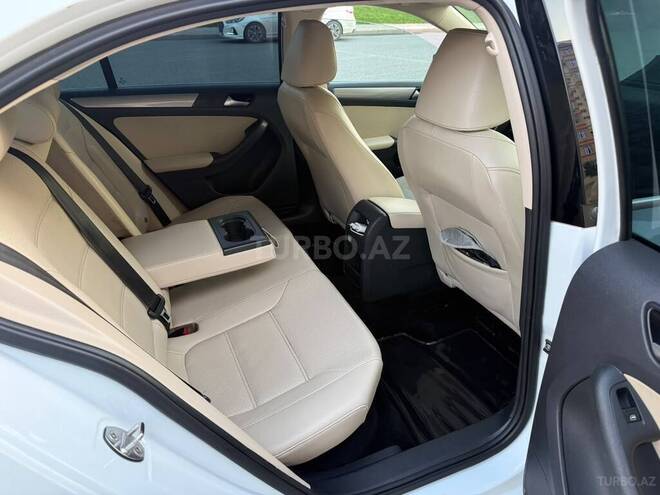 Volkswagen Jetta 2017, 137,500 km - 1.4 l - Bakı
