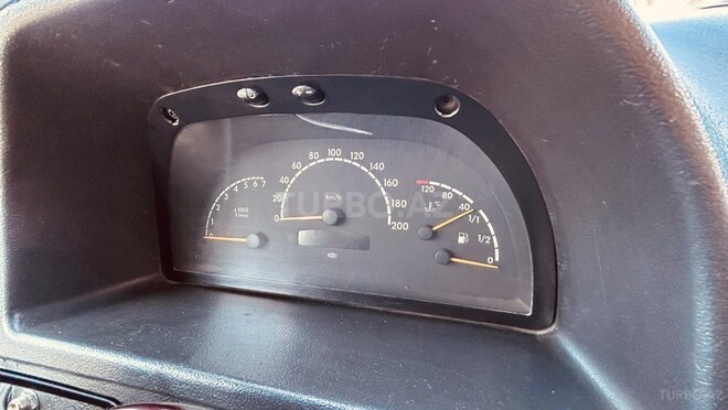 Mercedes  2001, 550,000 km - 2.1 l - Mingəçevir