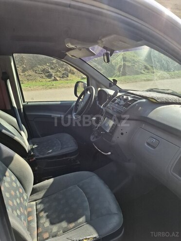 Mercedes  2005, 826,855 km - 2.1 l - Bakı