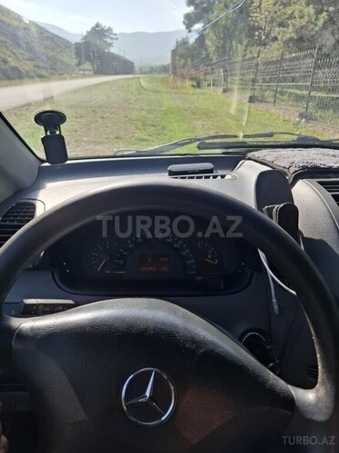 Mercedes  2005, 826,855 km - 2.1 l - Bakı