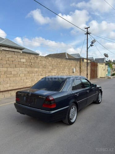 Mercedes C 240 2000, 110,000 km - 2.4 l - Bakı