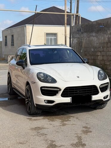 Porsche Cayenne Turbo 2010, 208,000 km - 4.8 л - Bakı