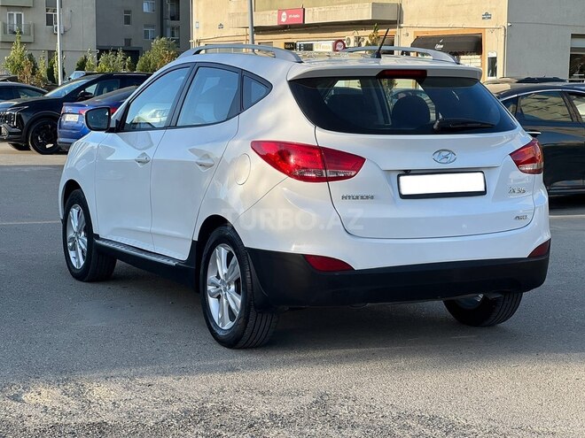 Hyundai ix35 2013, 180,000 km - 2.0 l - Bakı