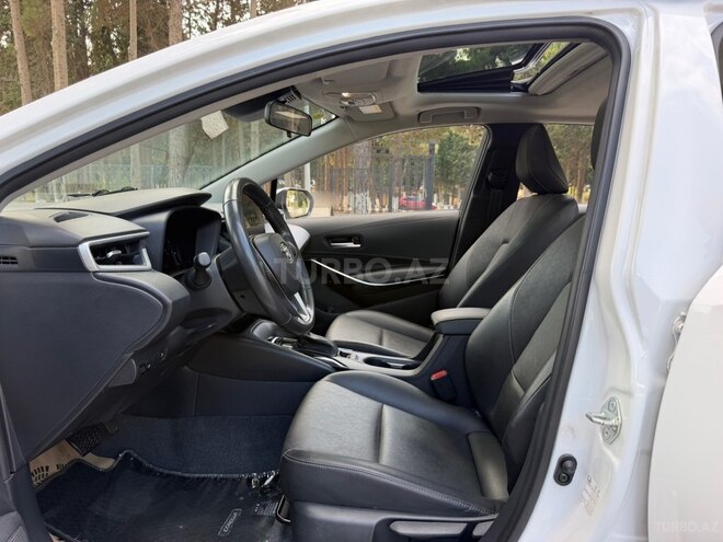 Toyota Corolla 2024, 35,300 km - 1.8 л - Bakı