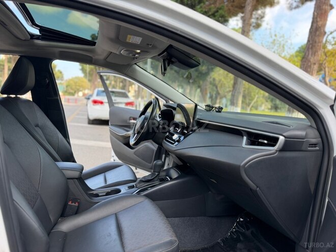 Toyota Corolla 2024, 35,300 km - 1.8 л - Bakı