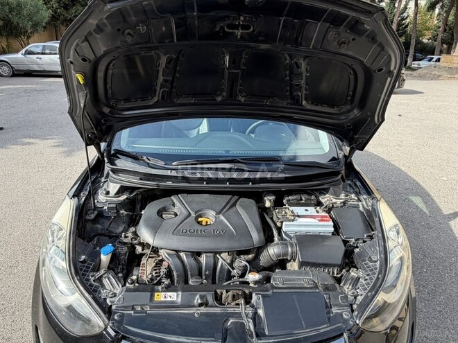Hyundai Elantra 2012, 280,000 km - 1.8 l - Bakı