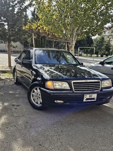 Mercedes C 230 2000, 374,365 km - 2.3 л - Sumqayıt