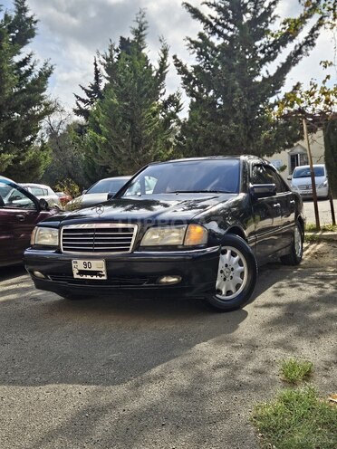 Mercedes C 230 2000, 374,365 km - 2.3 л - Sumqayıt
