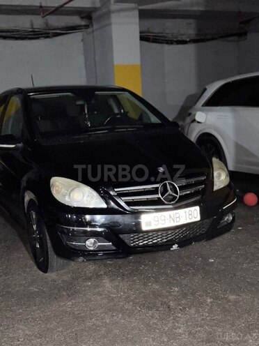 Mercedes B 200 2011, 295,000 km - 1.6 l - Bakı