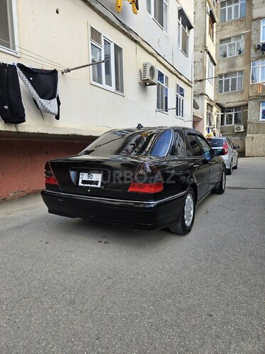 Mercedes C 230 2000, 374,365 km - 2.3 л - Sumqayıt