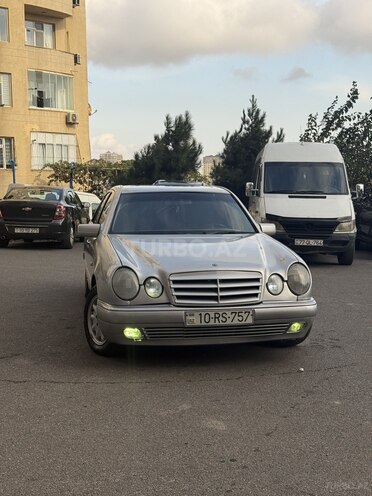 Mercedes E 240 1999, 345,480 km - 2.4 l - Bakı