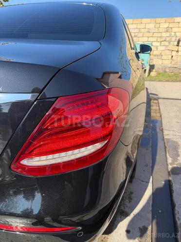 Mercedes E 220 d 2018, 174,000 km - 2.0 л - Bakı