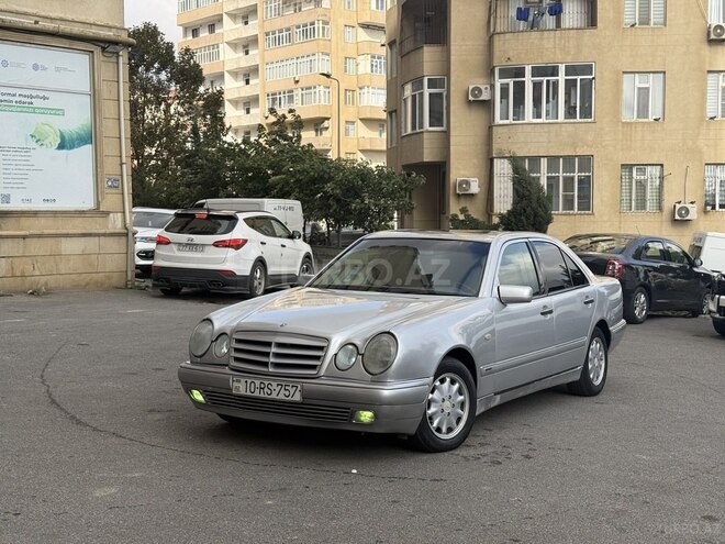 Mercedes E 240 1999, 345,480 km - 2.4 l - Bakı