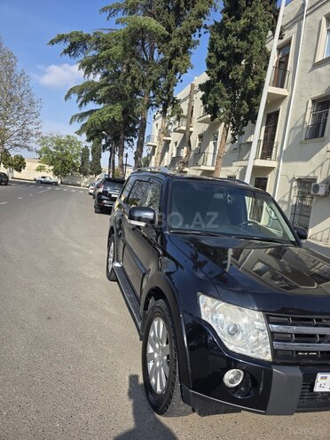 Mitsubishi Pajero 2007, 289,000 km - 3.2 l - Bakı