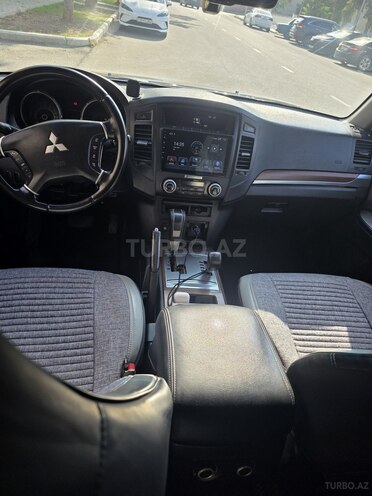 Mitsubishi Pajero 2007, 289,000 km - 3.2 l - Bakı