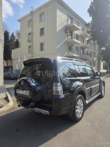 Mitsubishi Pajero 2007, 289,000 km - 3.2 l - Bakı