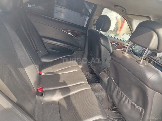 Mercedes E 200 2006, 150,000 km - 2.2 л - Zaqatala