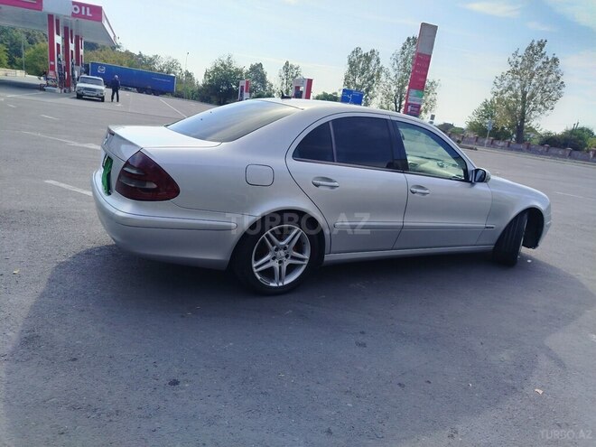Mercedes E 200 2006, 150,000 km - 2.2 л - Zaqatala