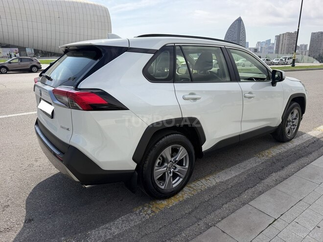 Toyota RAV4 2024, 17,000 km - 2.5 л - Bakı