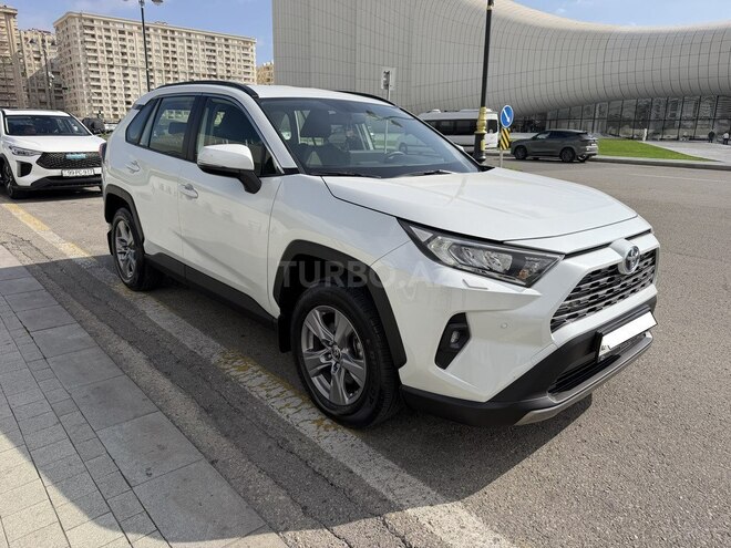 Toyota RAV4 2024, 17,000 km - 2.5 л - Bakı