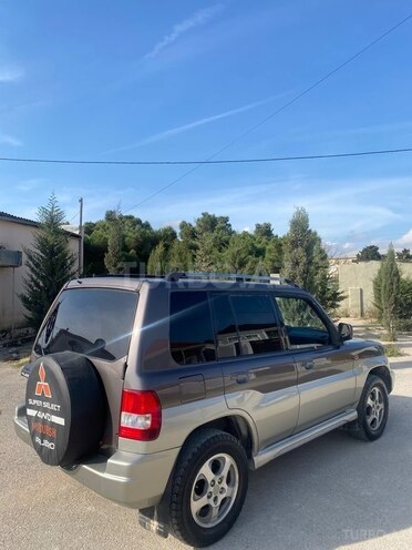 Mitsubishi Pajero io 1998, 290,000 km - 1.8 л - Bakı
