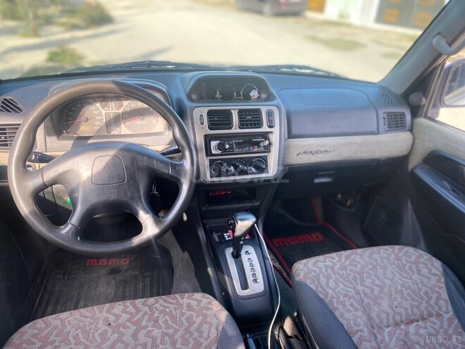Mitsubishi Pajero io 1998, 290,000 km - 1.8 л - Bakı