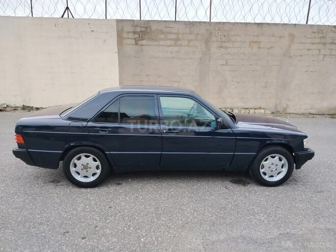 Mercedes 190 1993, 320,000 km - 2.0 l - Bakı