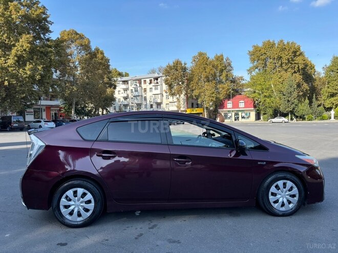 Toyota Prius 2013, 314,000 km - 1.8 l - Mingəçevir