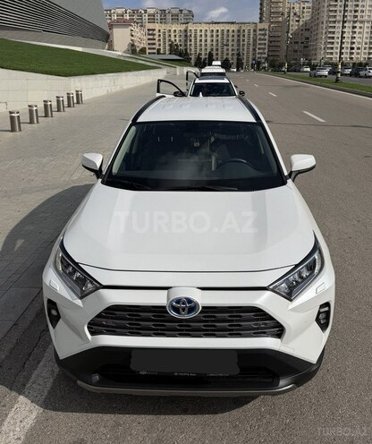 Toyota RAV4 2024, 17,000 km - 2.5 л - Bakı