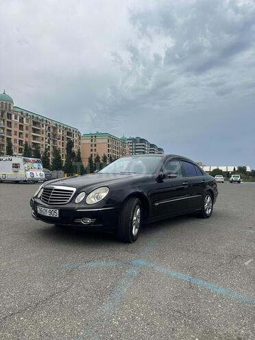 Mercedes E 220 2007, 260,000 km - 2.2 l - Sumqayıt
