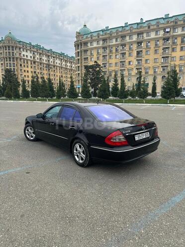 Mercedes E 220 2007, 260,000 km - 2.2 l - Sumqayıt