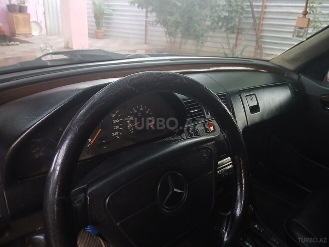 Mercedes C 180 1995, 322,000 km - 1.8 l - Zaqatala