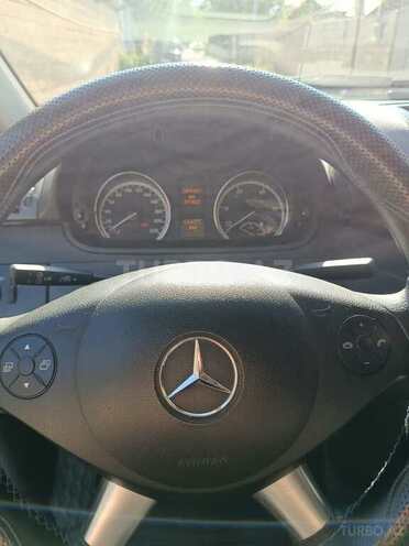 Mercedes  2013, 289,700 km - 2.1 l - Gəncə