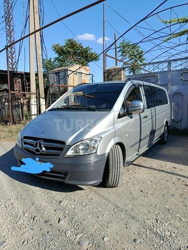 Mercedes  2013, 289,700 km - 2.1 l - Gəncə