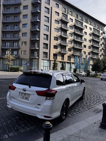 Toyota Corolla Fielder 2018, 198,000 km - 1.5 l - Bakı
