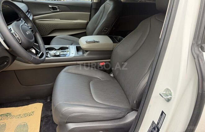 Kia Carnival 2025, 1,500 km - 1.6 l - Bakı