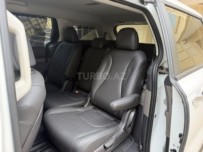 Kia Carnival 2025, 1,500 km - 1.6 l - Bakı