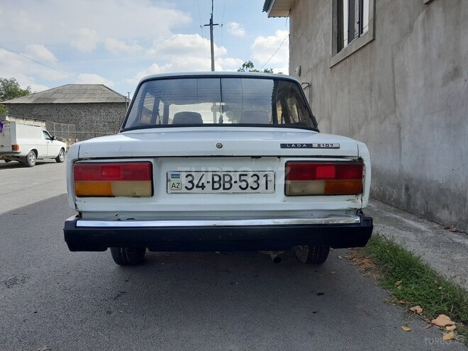 LADA (VAZ) 2107 1985, 123,456 km - 1.6 l - Qax
