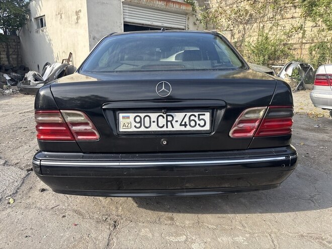 Mercedes E 270 2000, 542,125 km - 2.7 l - Bakı