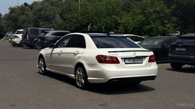 Mercedes E 250 2012, 178,000 km - 1.8 l - Bakı
