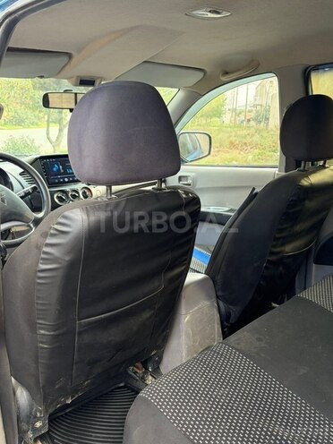 Mitsubishi L200 2008, 310,277 km - 2.5 л - Bakı