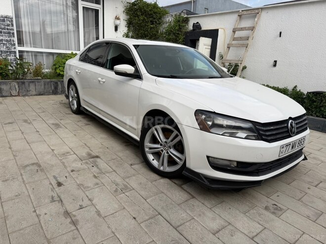 Volkswagen Passat 2014, 260,000 km - 2.0 l - Bakı