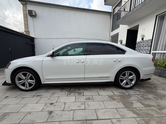 Volkswagen Passat 2014, 260,000 km - 2.0 l - Bakı