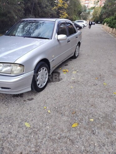 Mercedes C 220 1998, 458,789 km - 2.2 л - Xırdalan