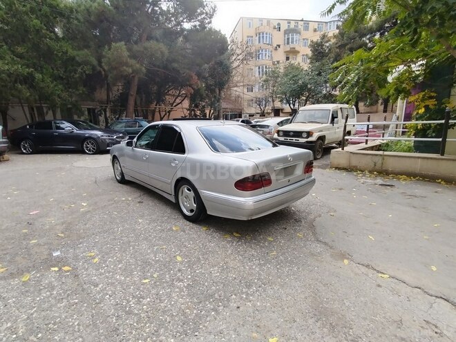 Mercedes E 220 1999, 461,000 km - 2.2 l - Bakı